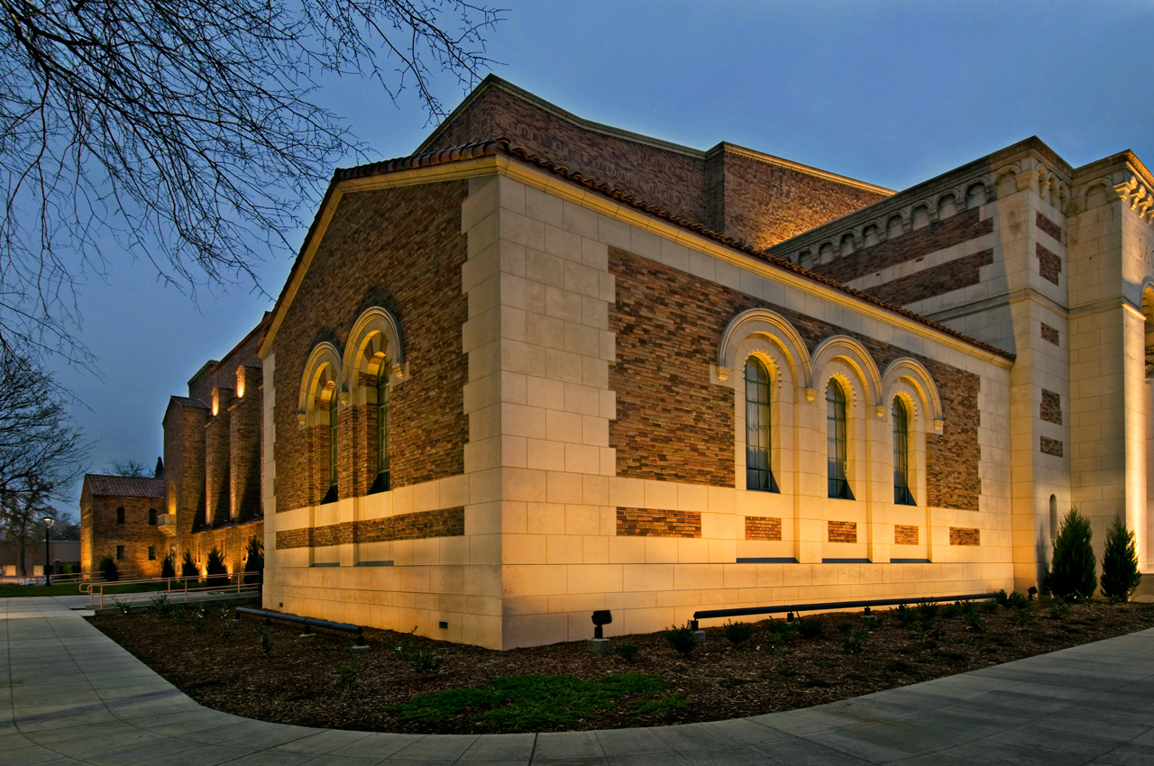 Sacramento memorial auditorium-r